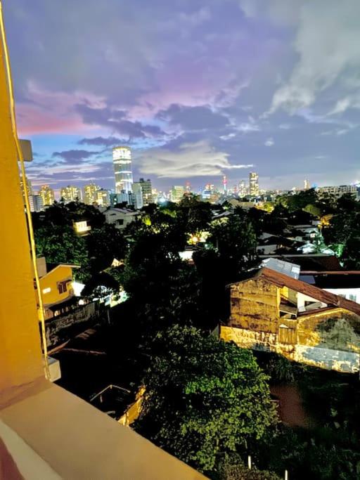 Budget Apartment Startfordhill Residencies