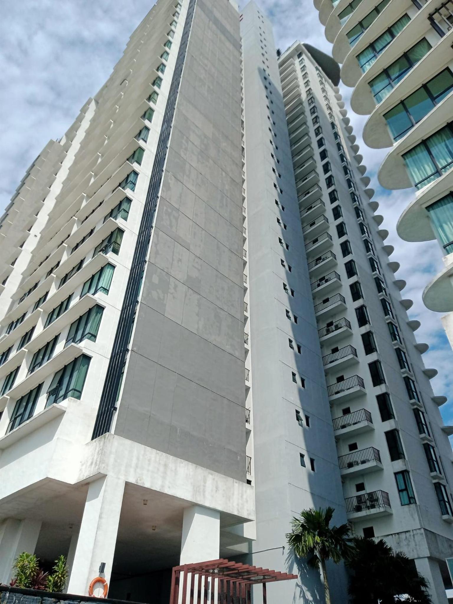 Modern 3BR Family Suite Mosaic Southkey Walk to Mid Valley