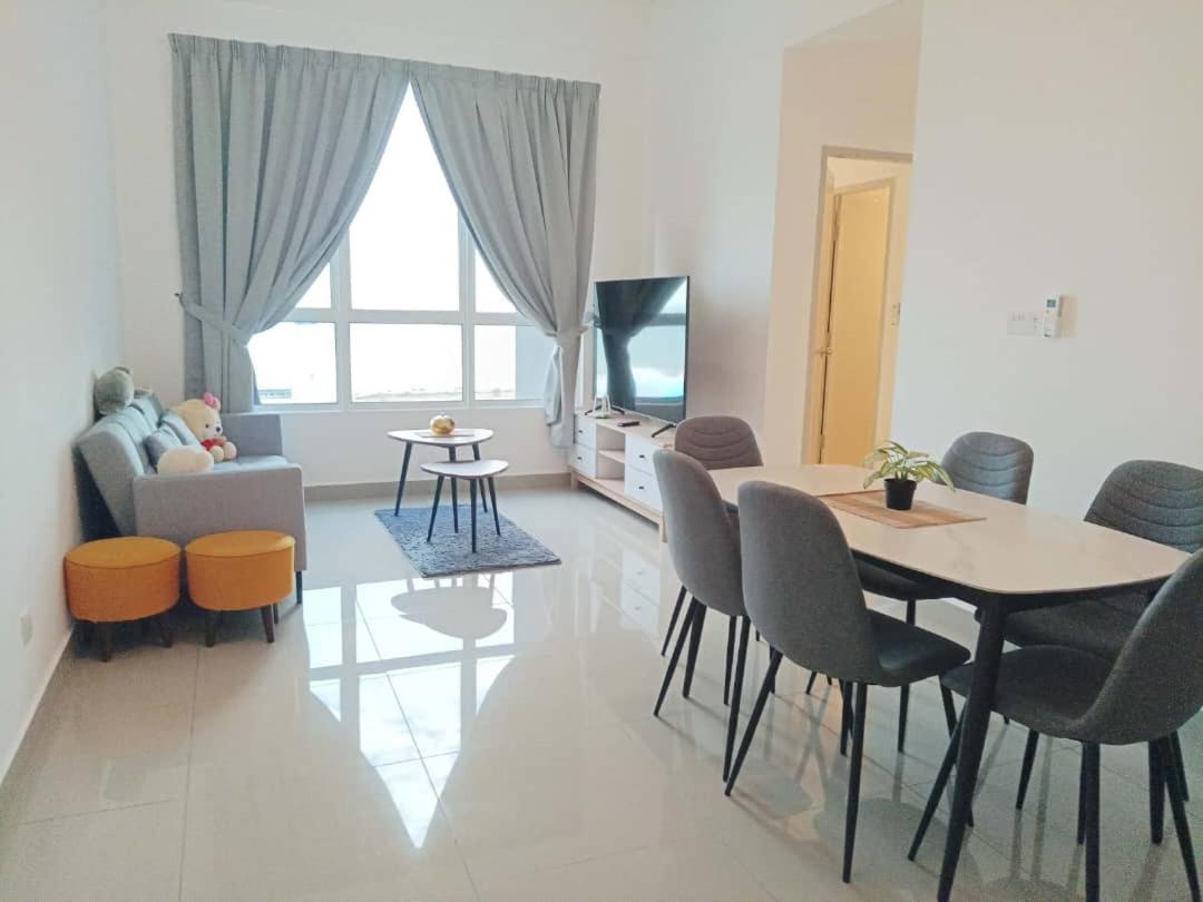 Two Bedroom Seaview Amber Cove photo 6