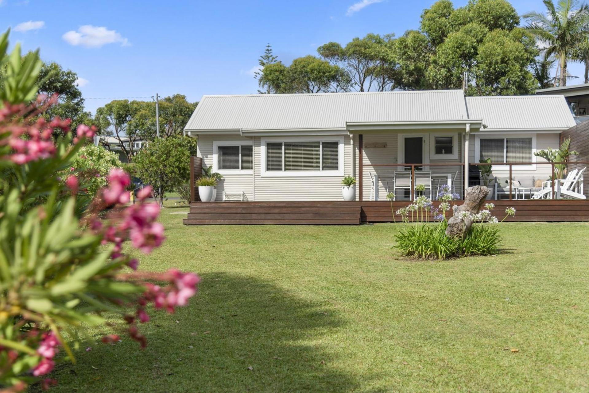 Berrara Beach House - Belle Escapes Jervis Bay