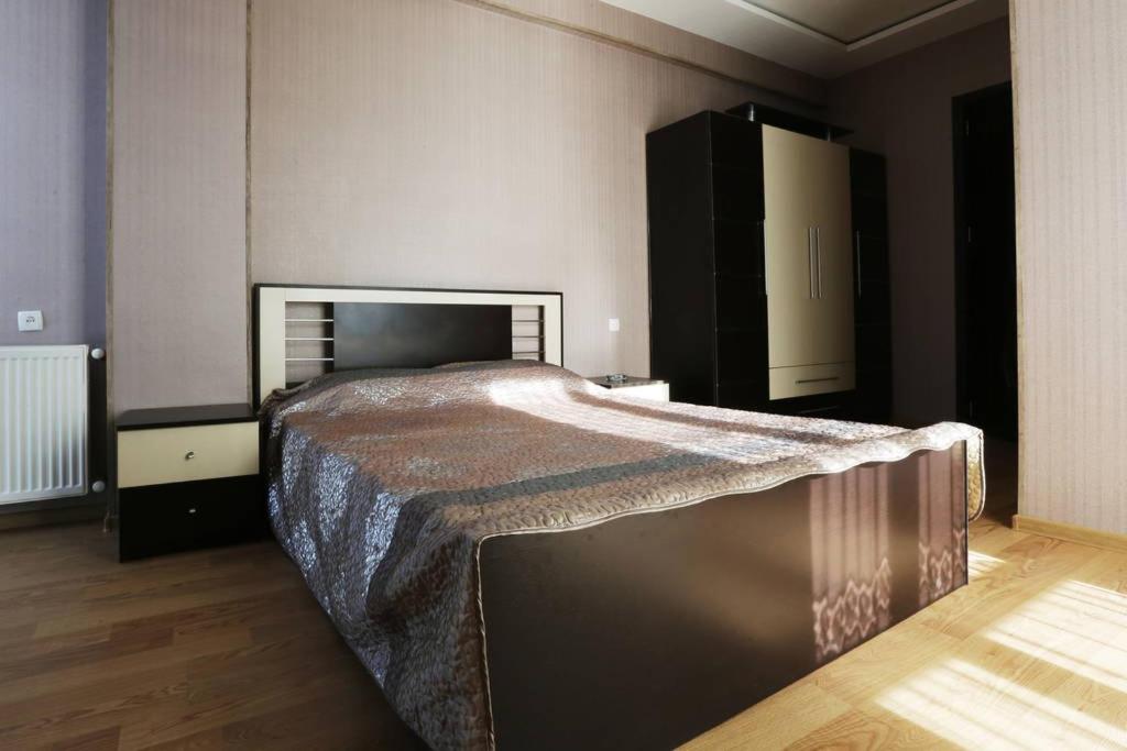 The best two bedroom apartment in Tbilisi view 5