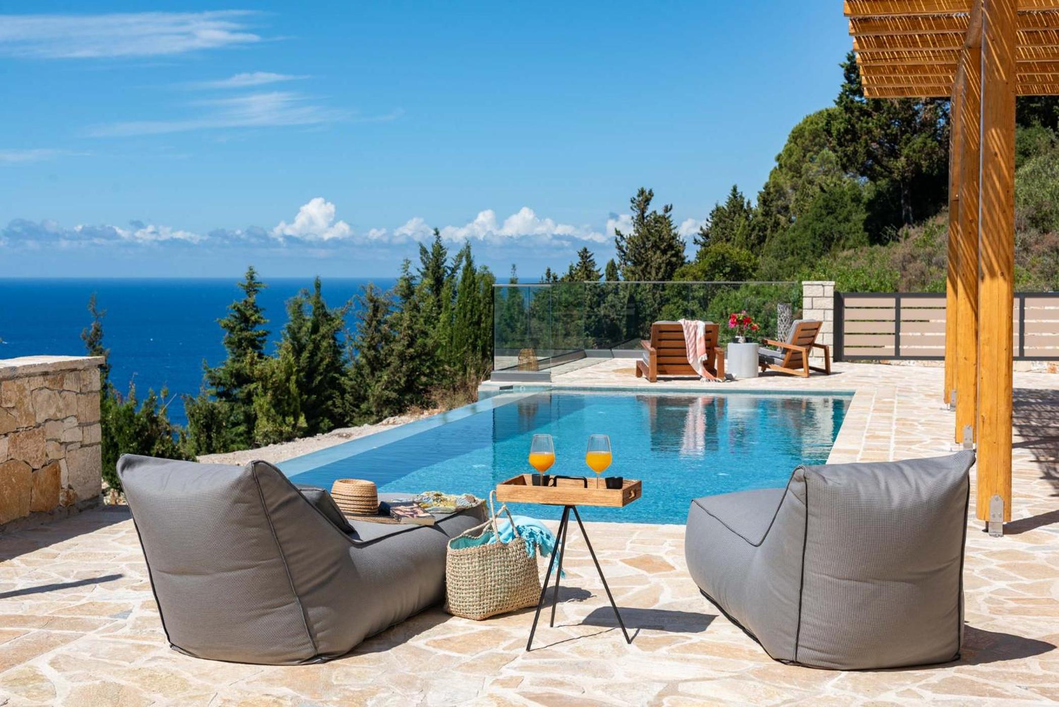 Prenari Villas by PaxosRetreats