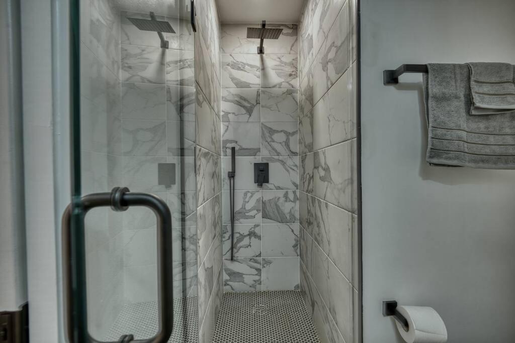 Modern, Gorgeous & Luxury Gem - 5 Stars Location view 2