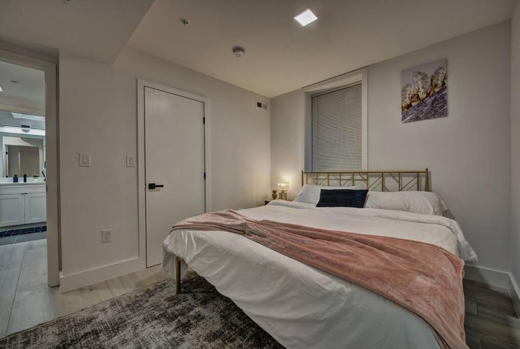 Modern, Gorgeous & Luxury Gem - 5 Stars Location view 4