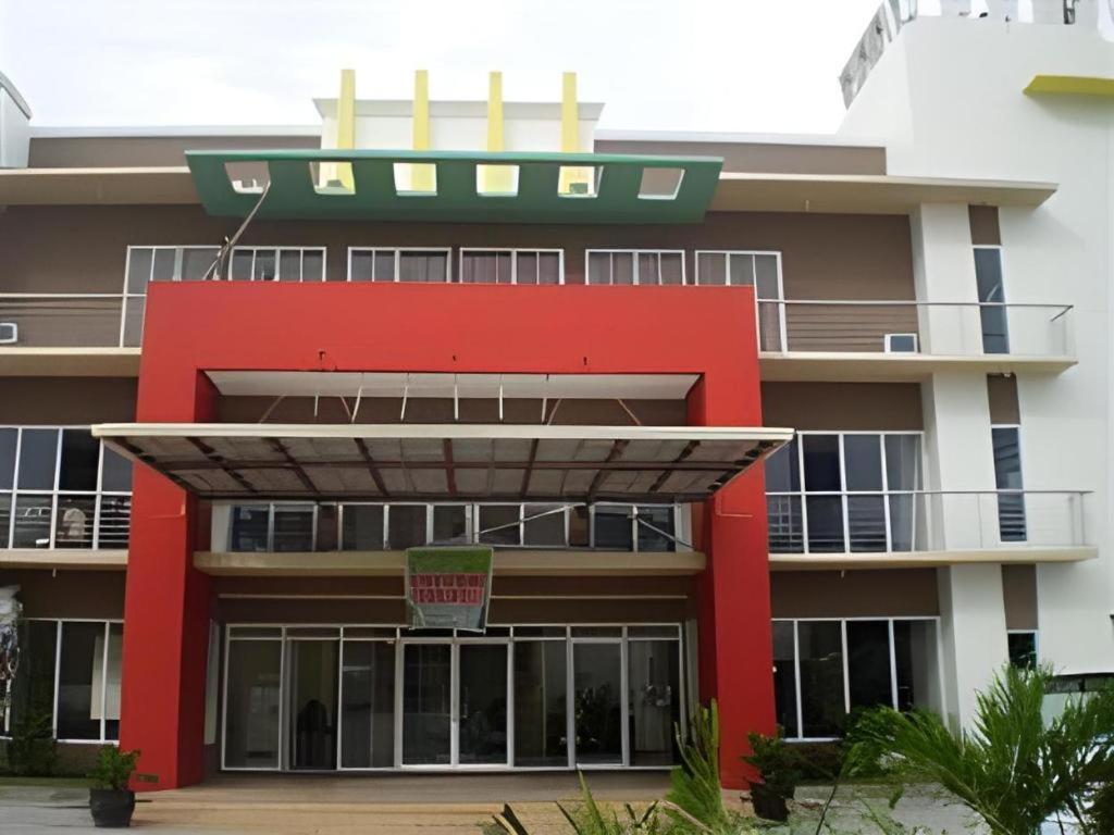 Regal Plaza Hotel