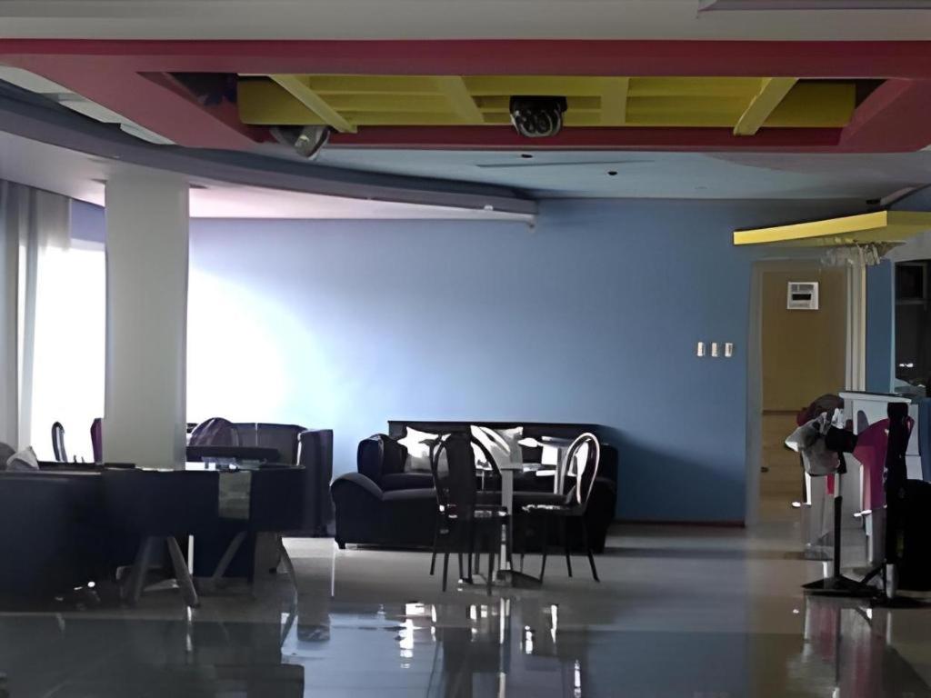 Regal Plaza Hotel