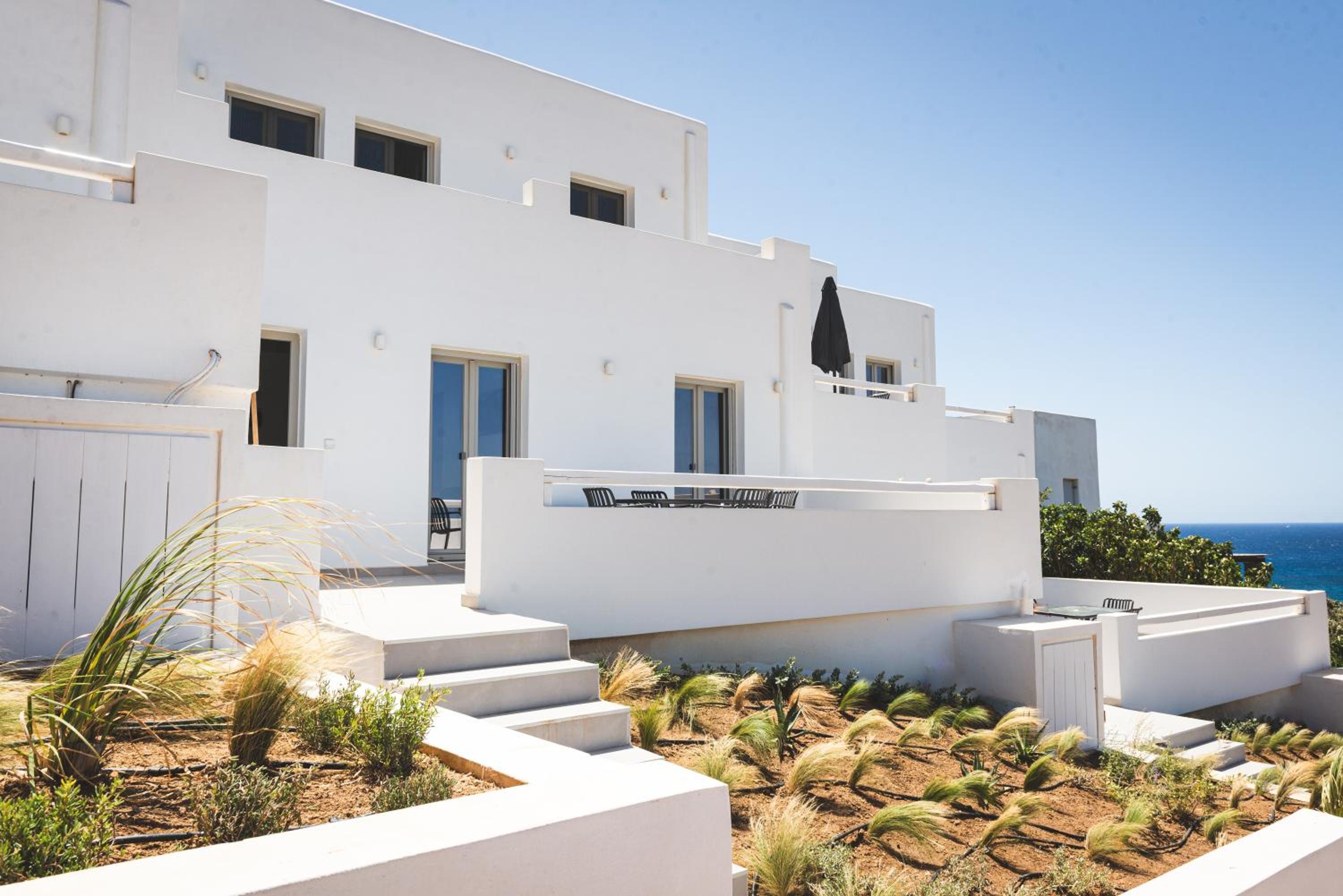 Phos de Antiparos view 4