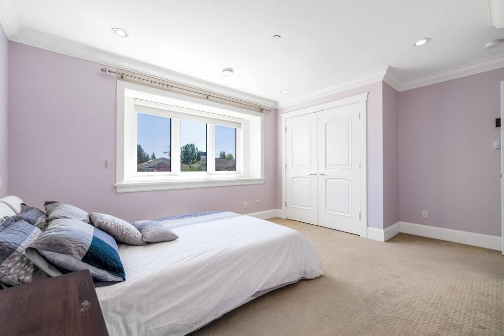 Luxury 4-Bedroom Family Home