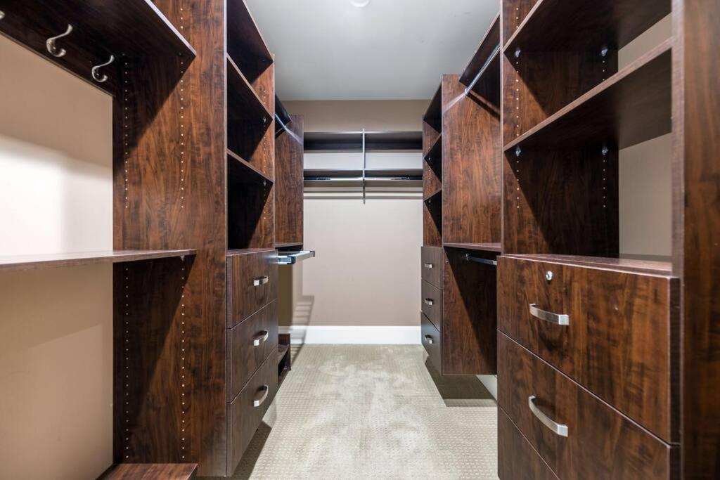 Luxury 4-Bedroom Family Home
