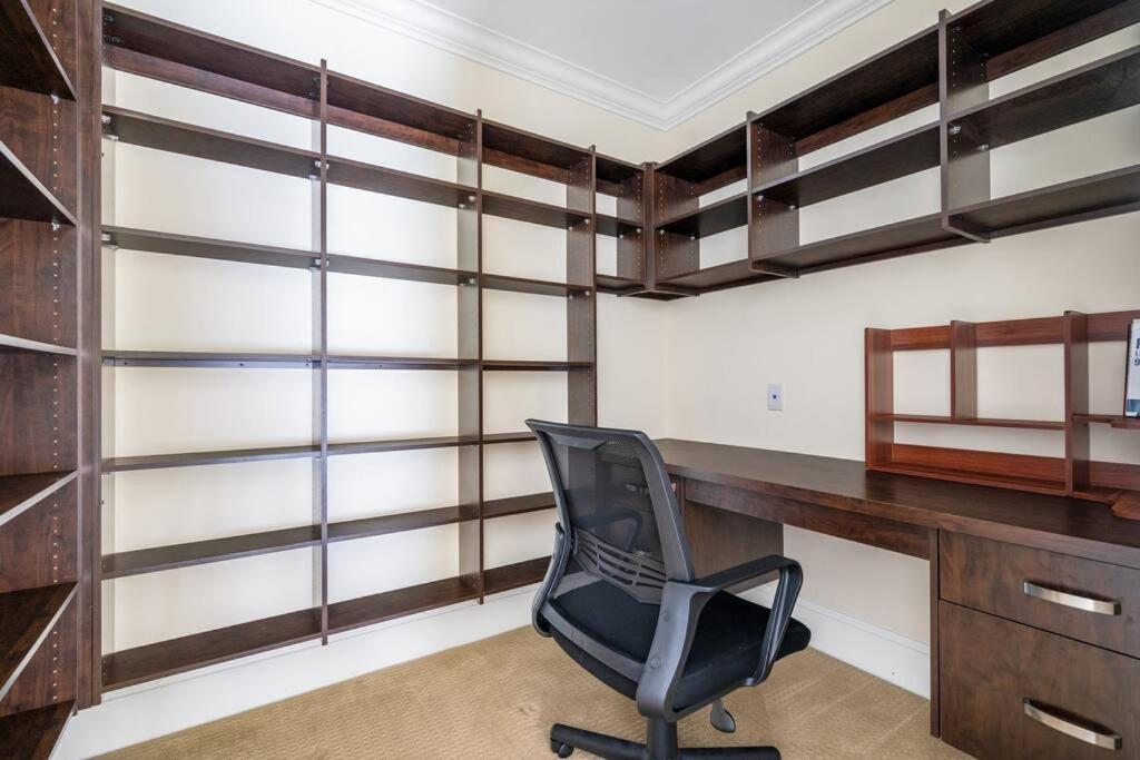 Luxury 4-Bedroom Family Home