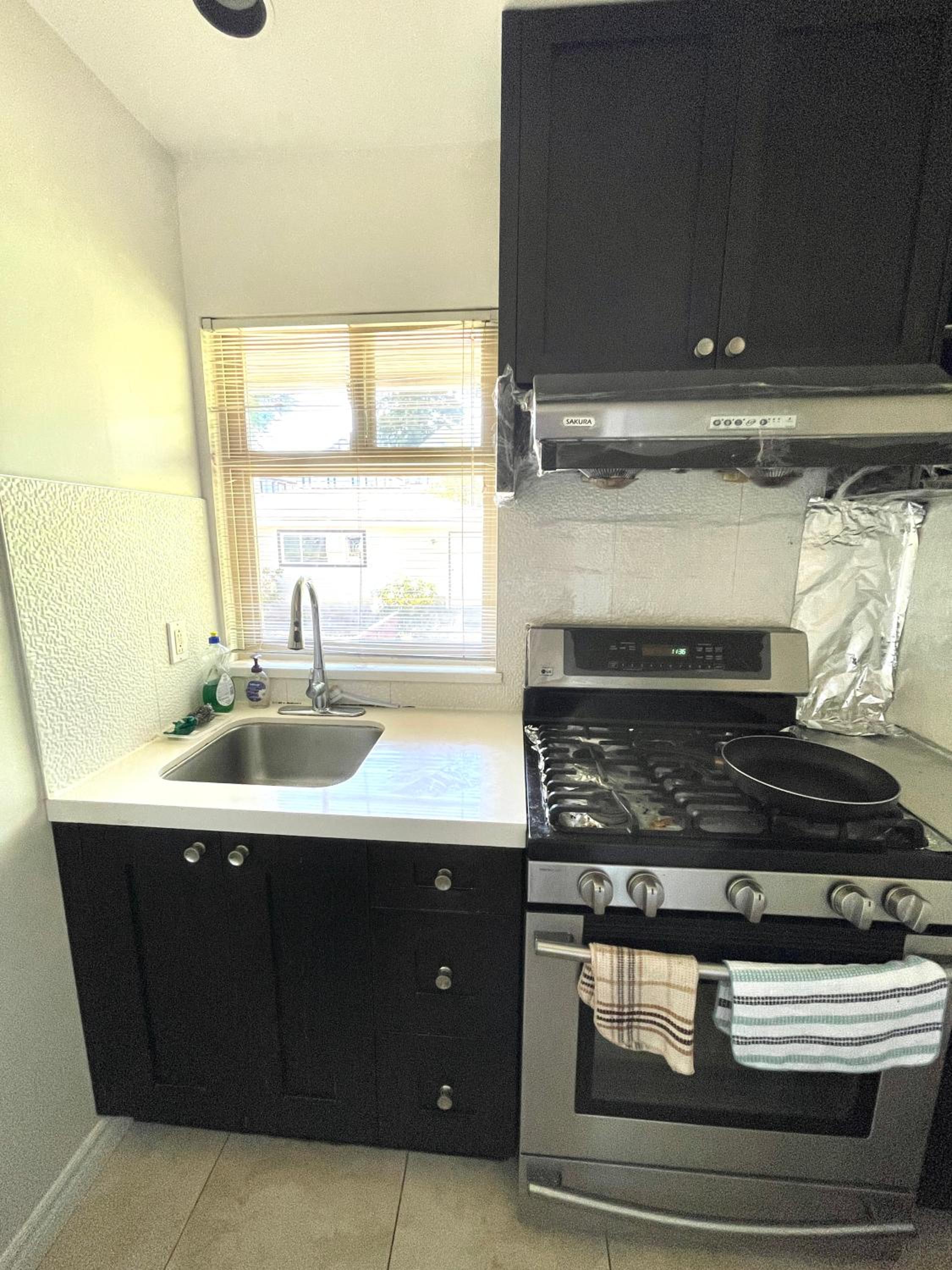 Cozy Guest Rooms Near UBC, Downtown and Beaches