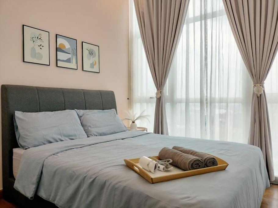 Delight Homestay Paragon Residences