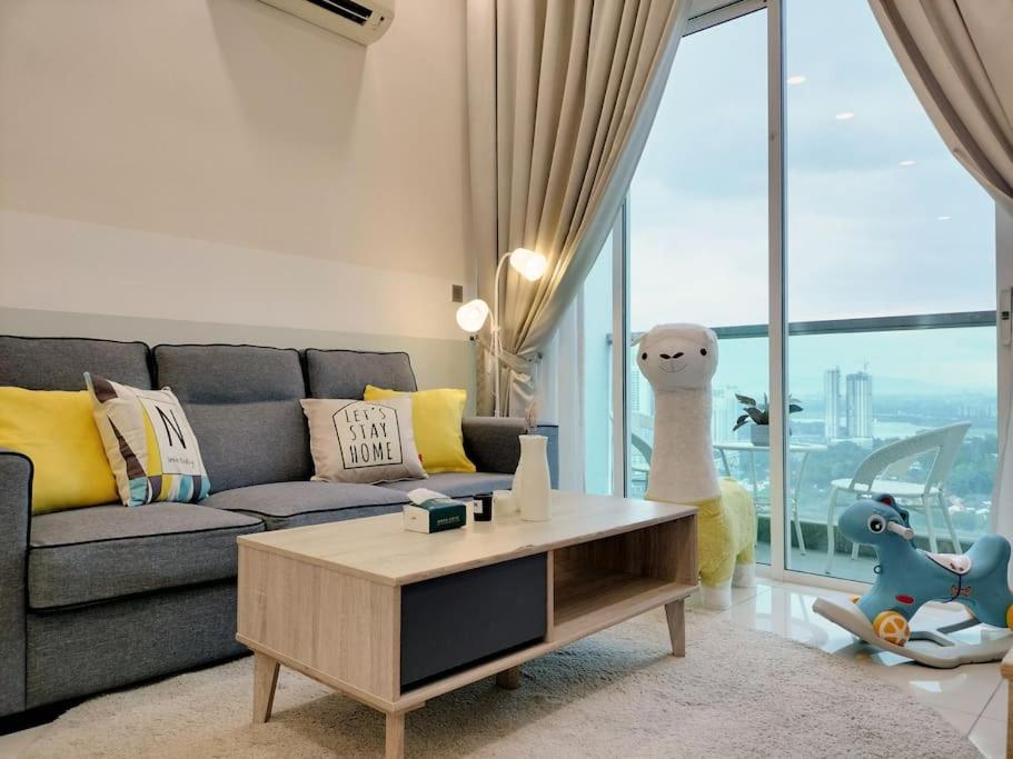 Delight Homestay Paragon Residences