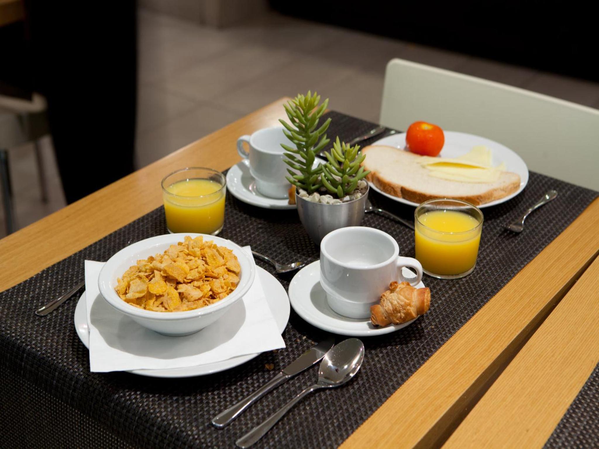 Hotel Sagrada Familia 32