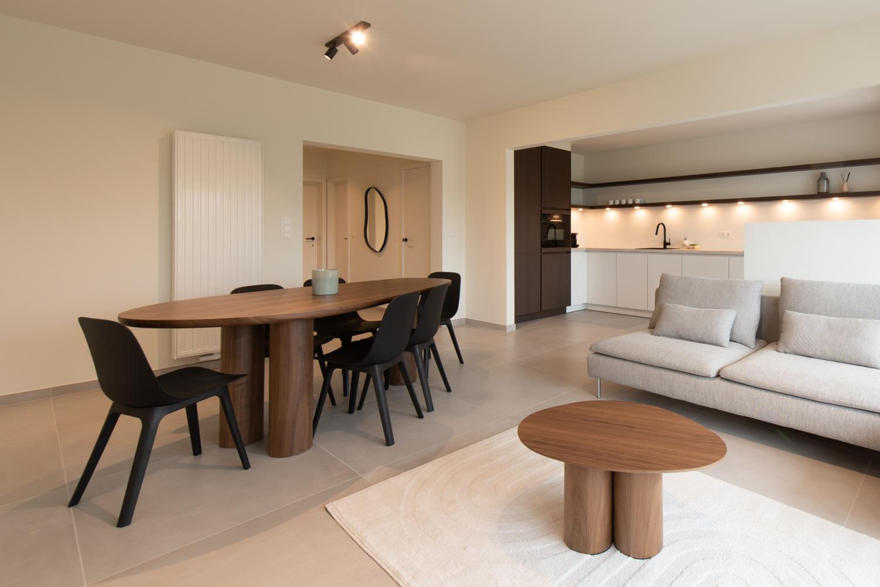 Cozy Seaside Apartment