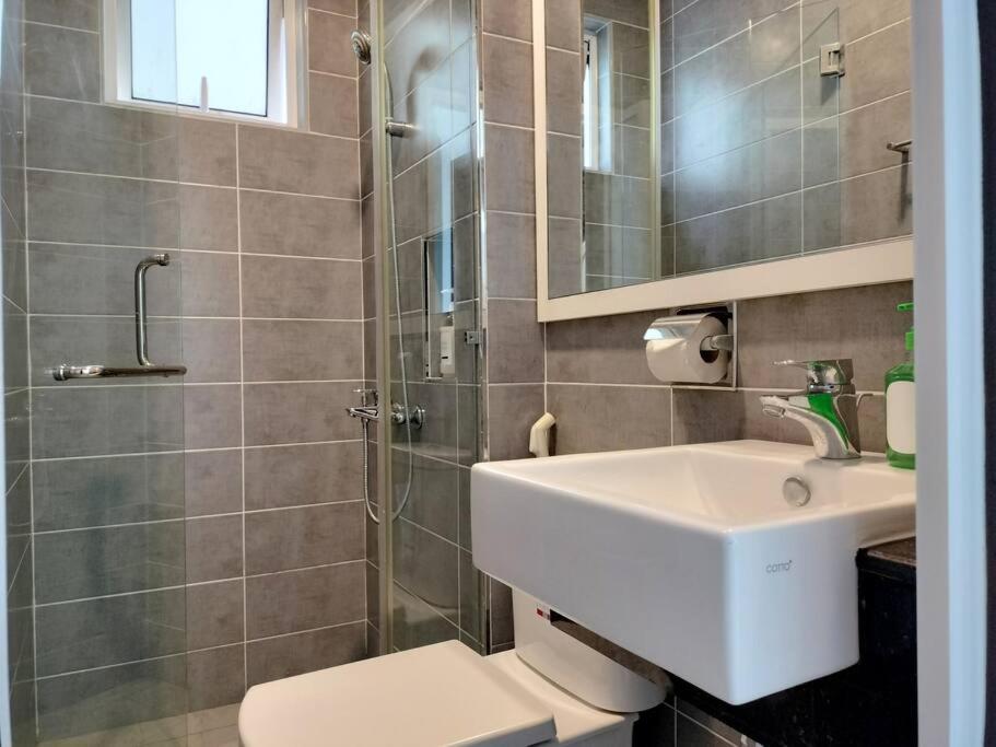 Delight Homestay Paragon Residences