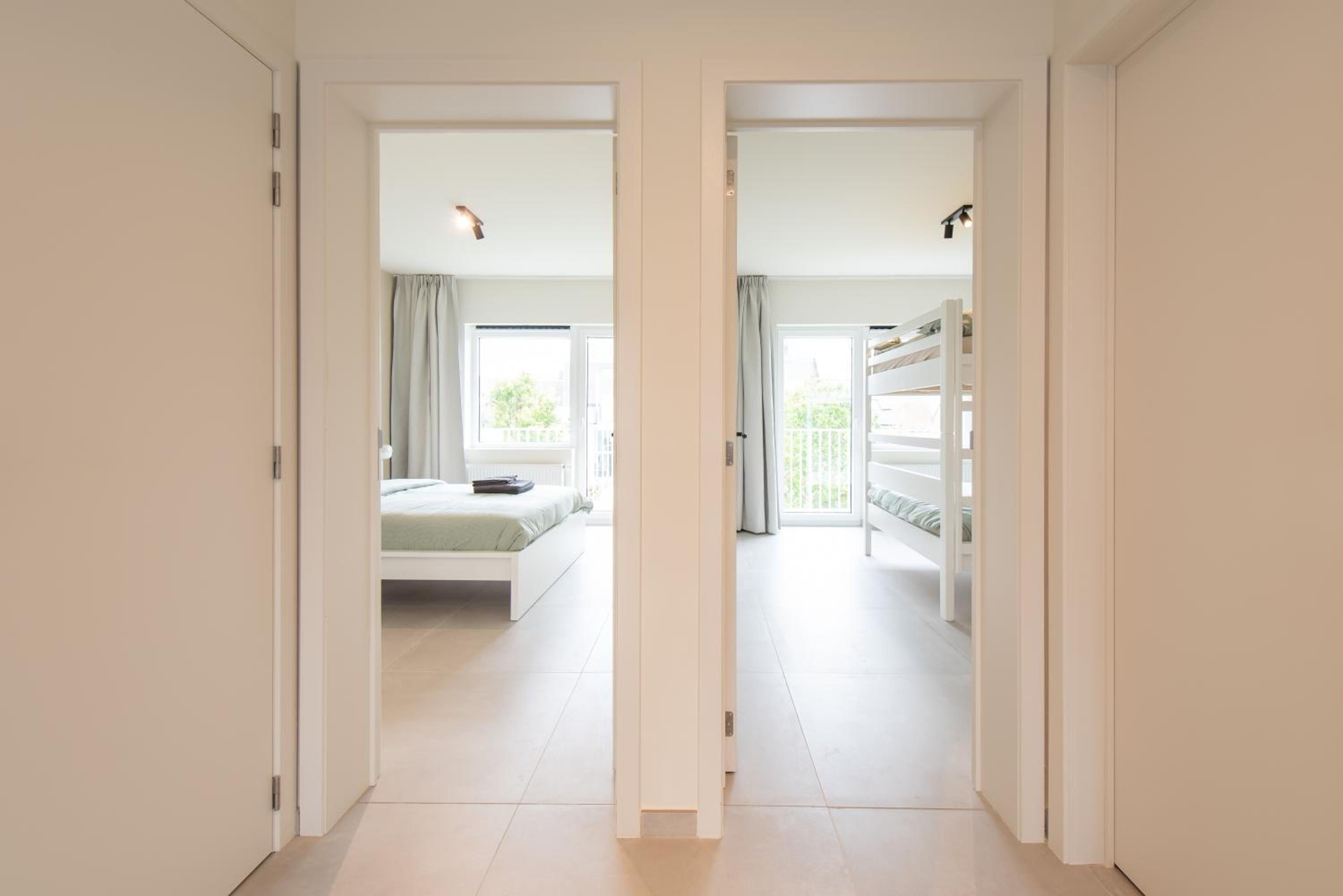 Cozy Seaside Apartment
