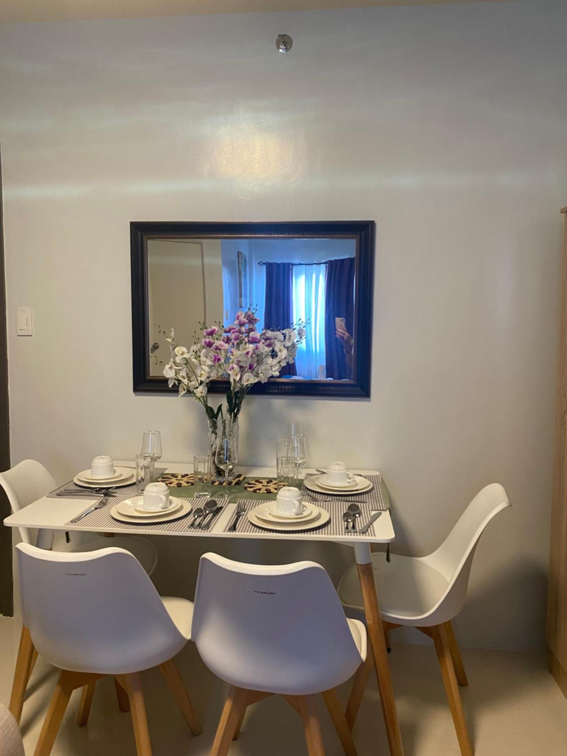 Kral Suite in Las Piñas view 5