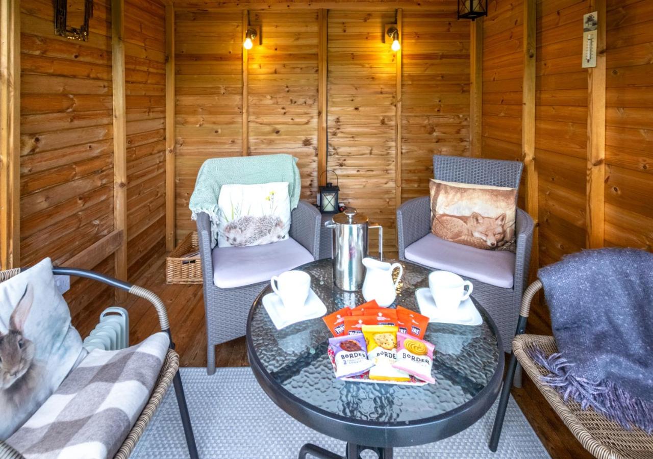 2 Bed in Low Row oc-ds059