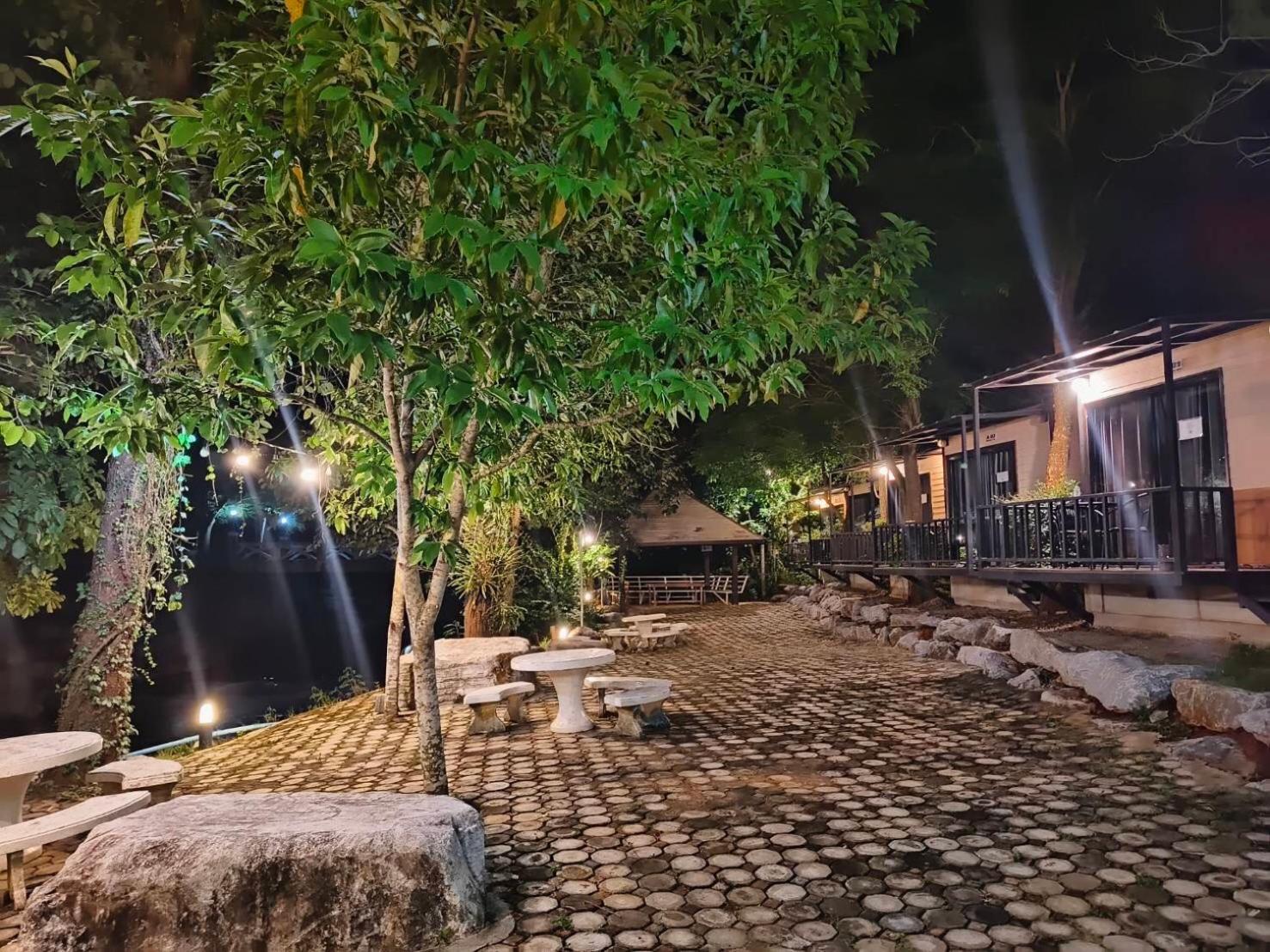 Tharapana Khaoyai Resort