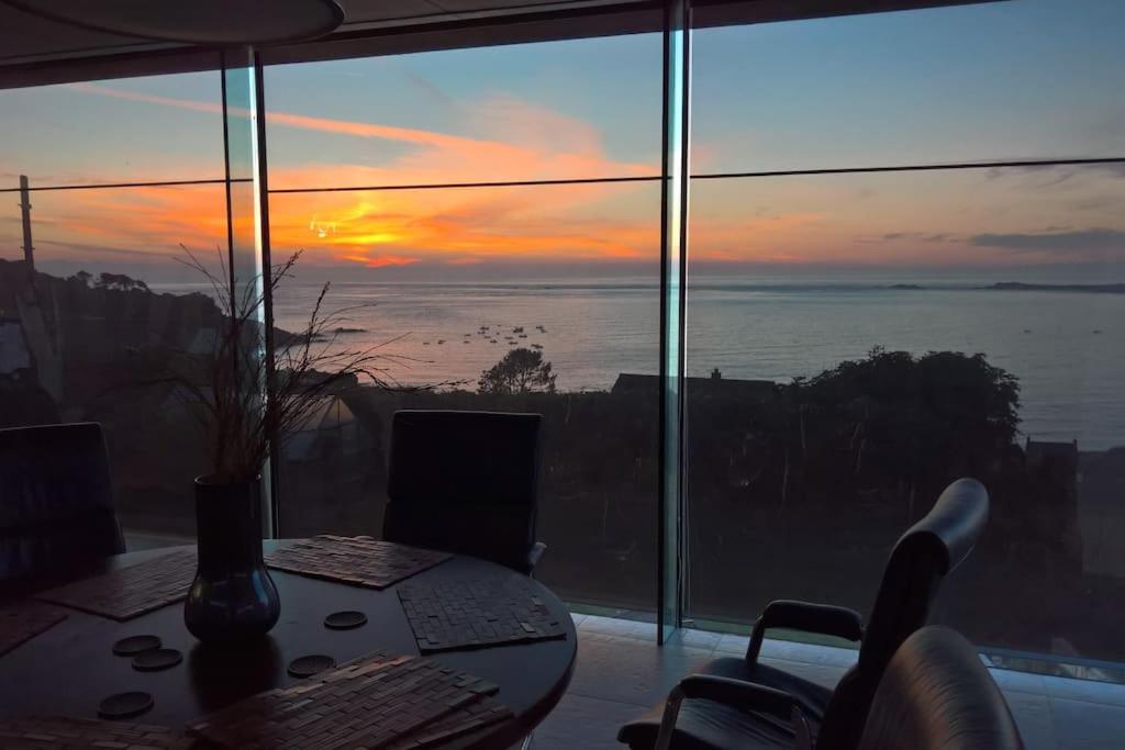 Luminaire hosted accommodation