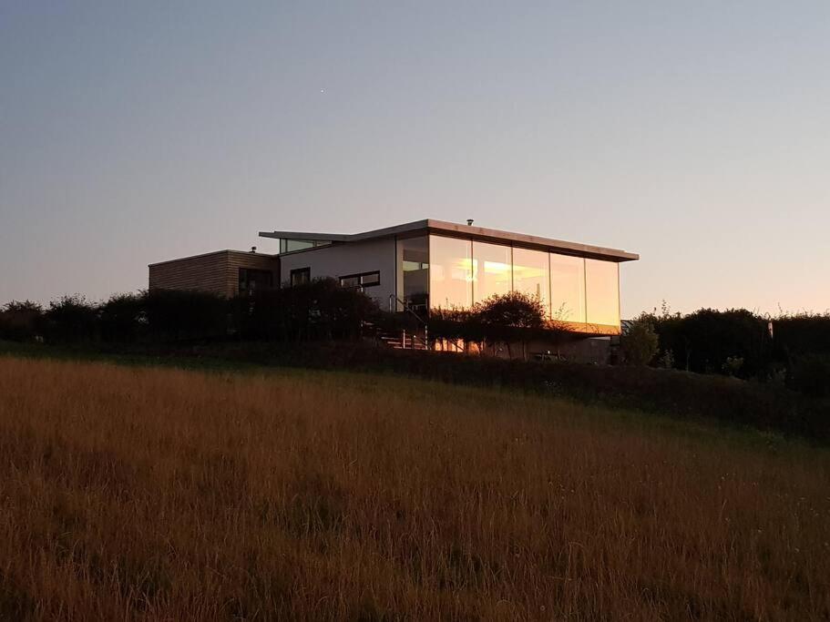 Luminaire hosted accommodation
