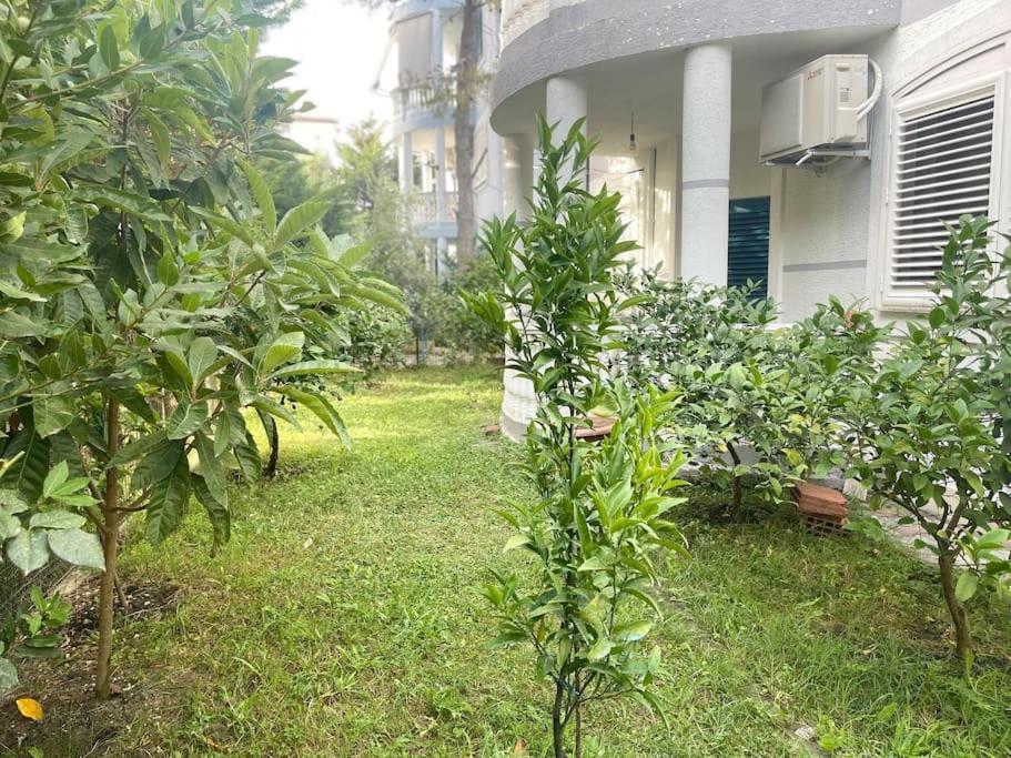 Apartament near beach, with garden