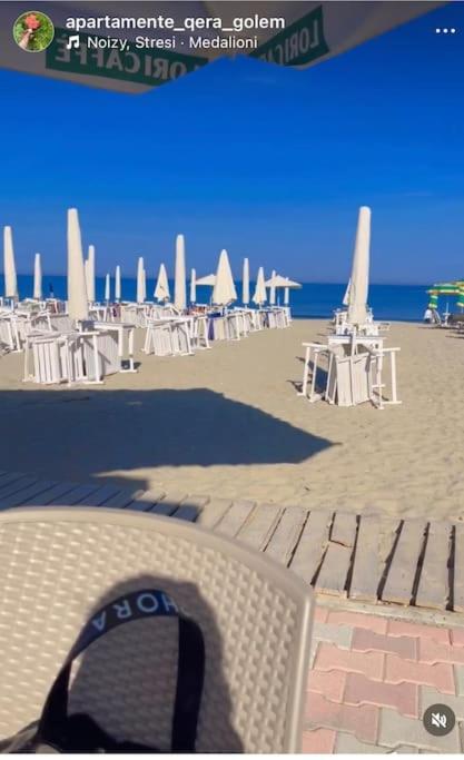 Apartament near beach, with garden