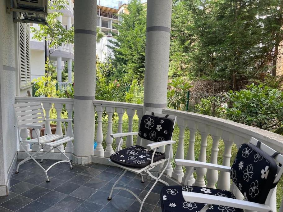 Apartament near beach, with garden