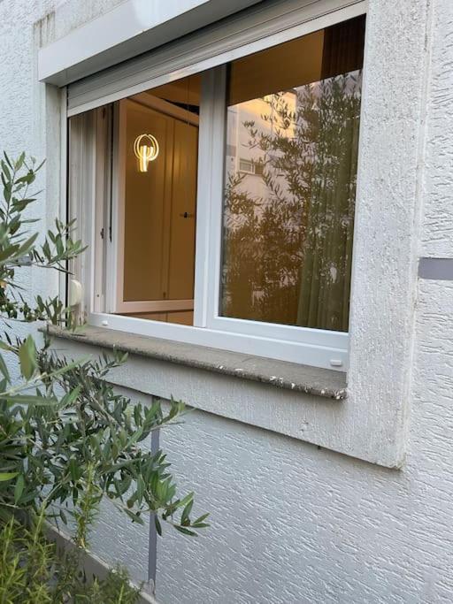 Apartament near beach, with garden