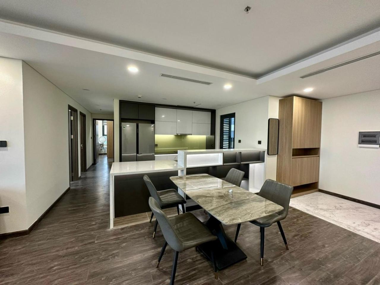 Prenium Han Jardin Apartment - Ngoai Giao Đoan
