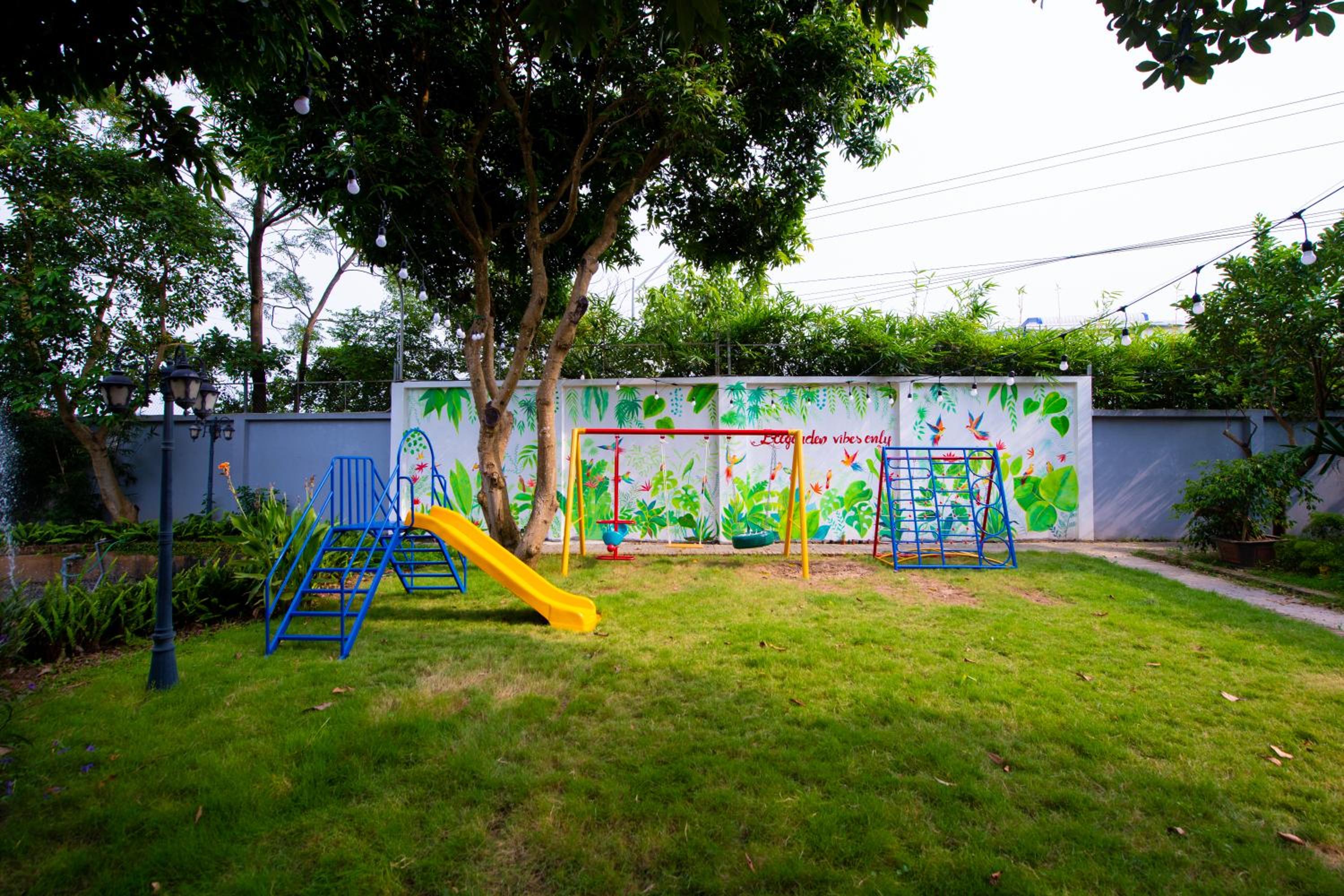 Green Meadow Villa