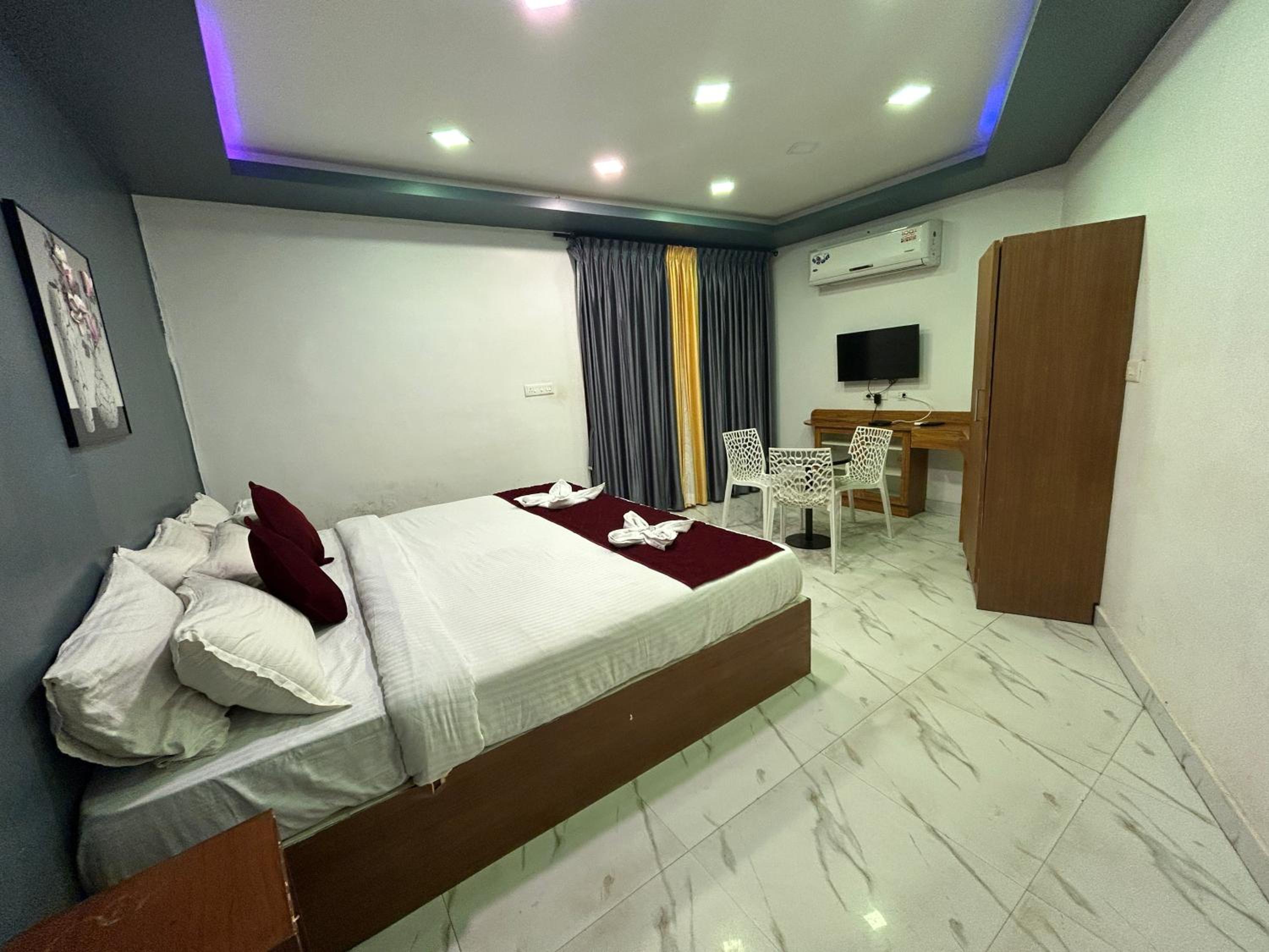 G Hotel view 3