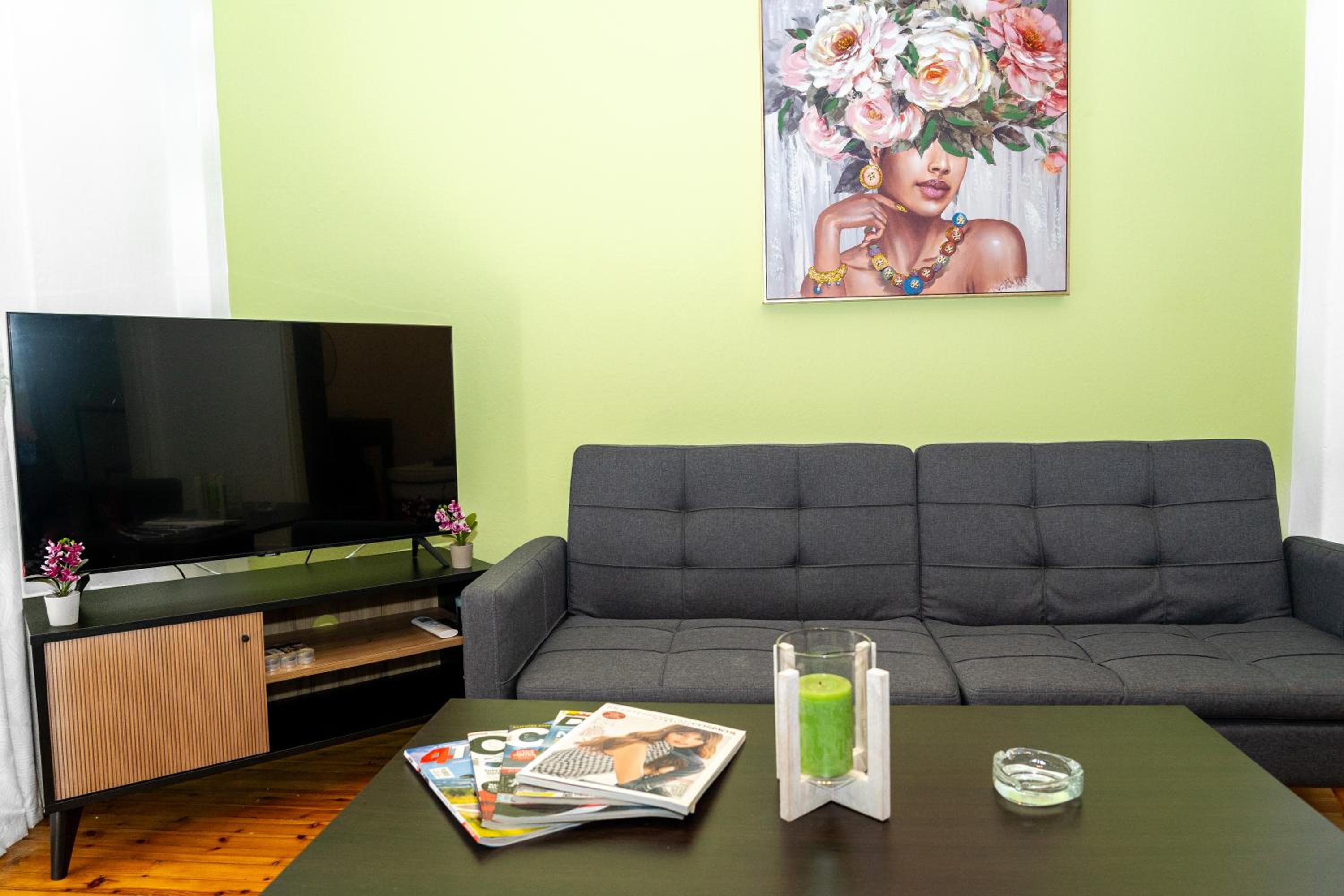 Agias Sofias promenade apt view 4