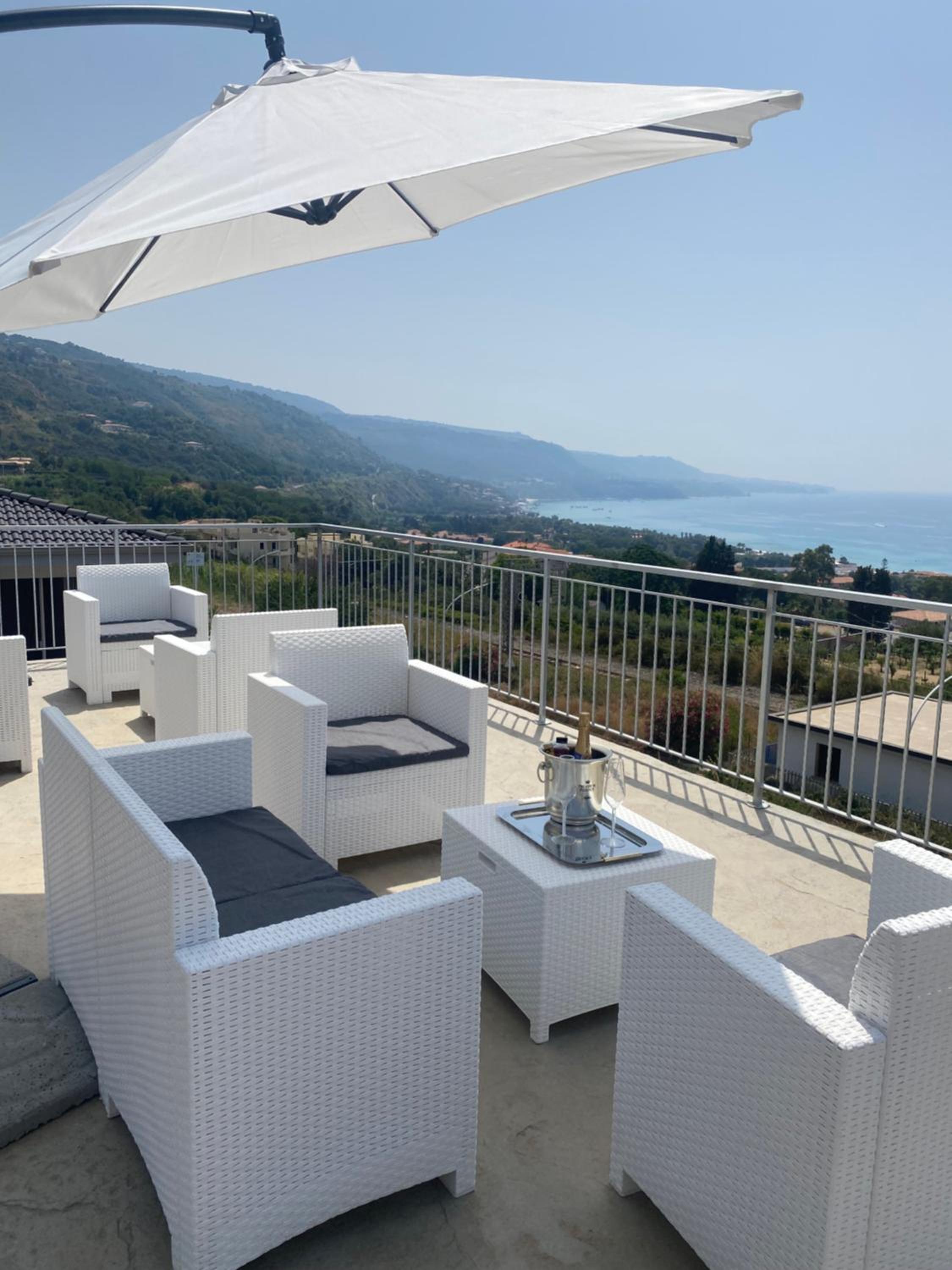 Acrita rooftop