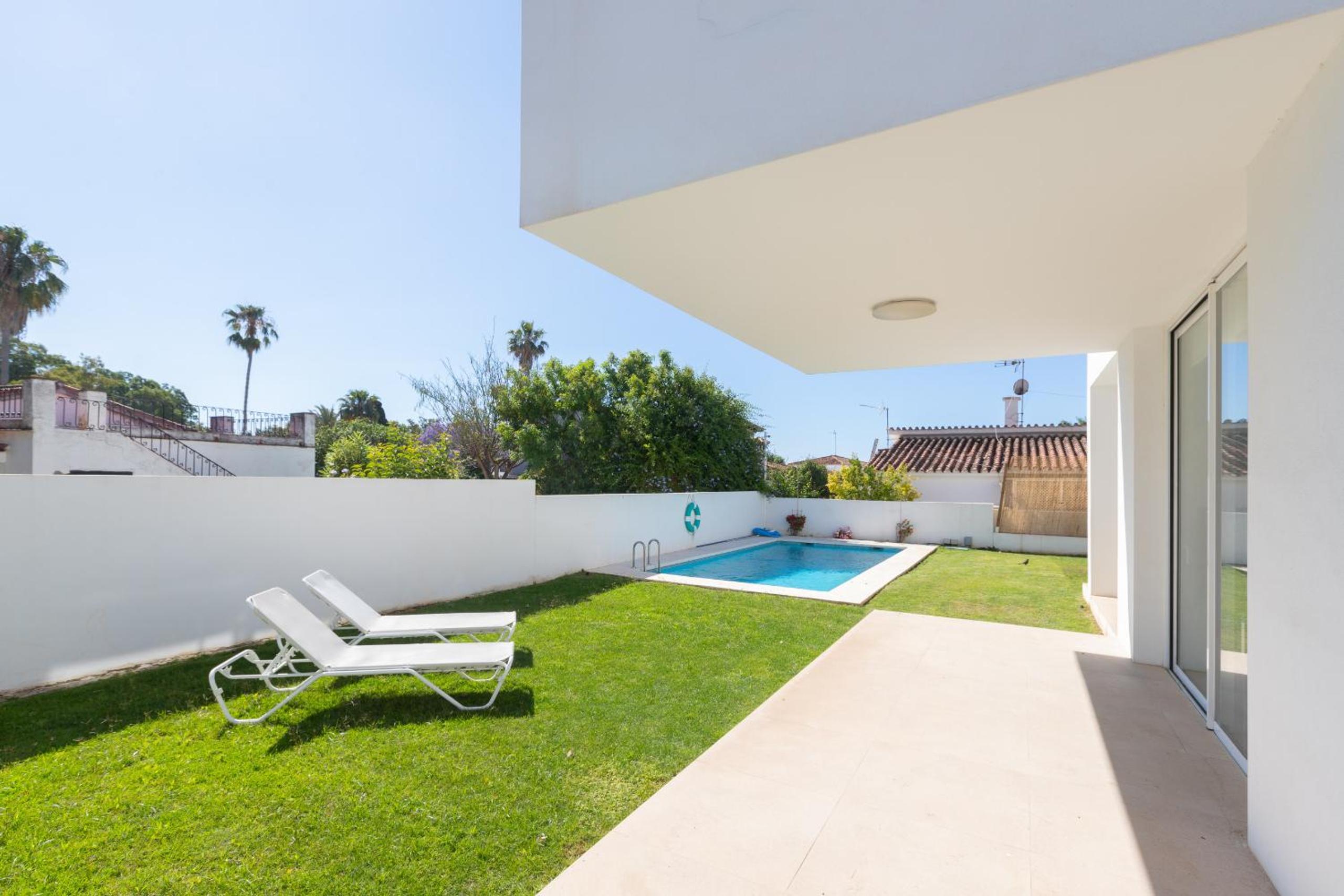 Espectacular villa con piscina en Marbella