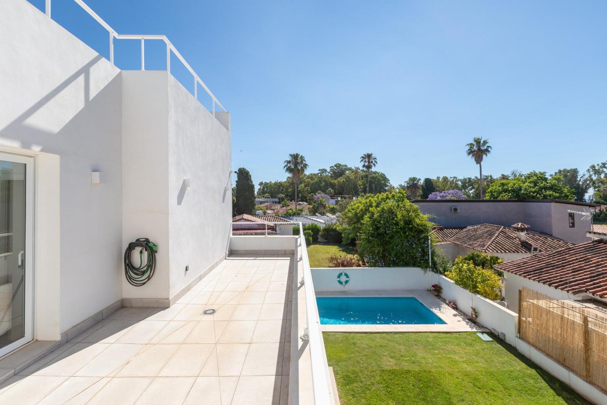 Espectacular villa con piscina en Marbella