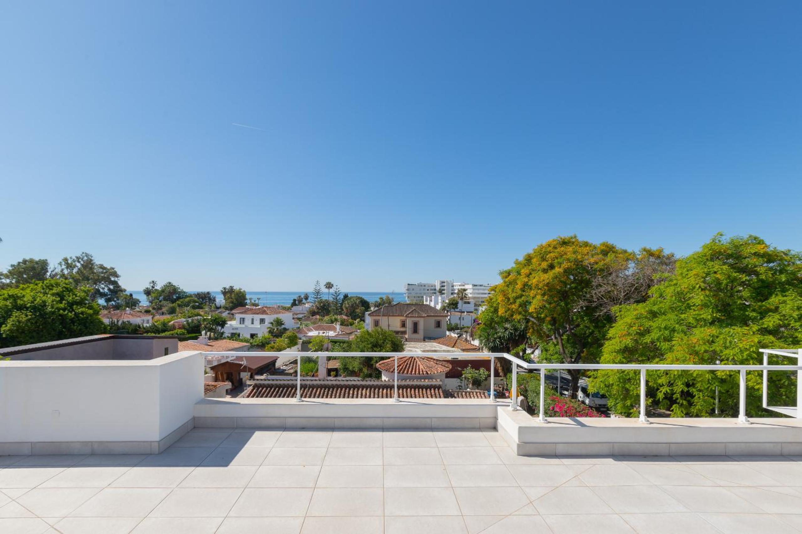 Espectacular villa con piscina en Marbella