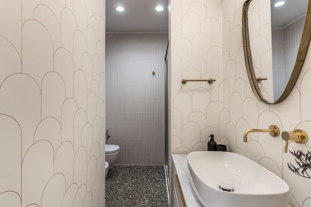 3 bedroom apartment Via Genova Monti area