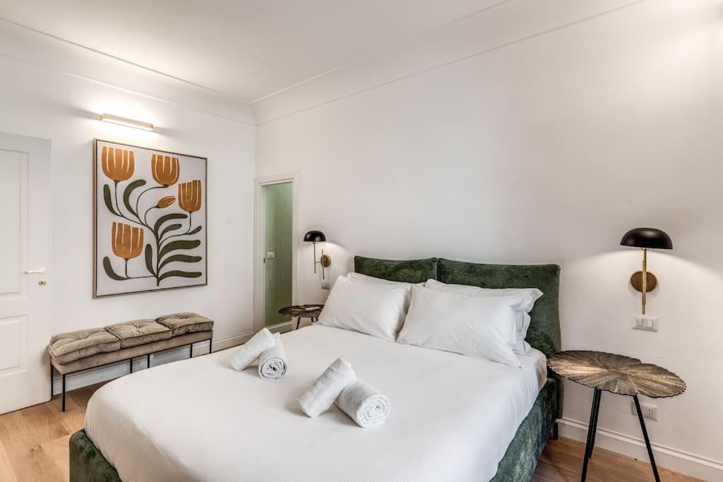 3 bedroom apartment Via Genova Monti area