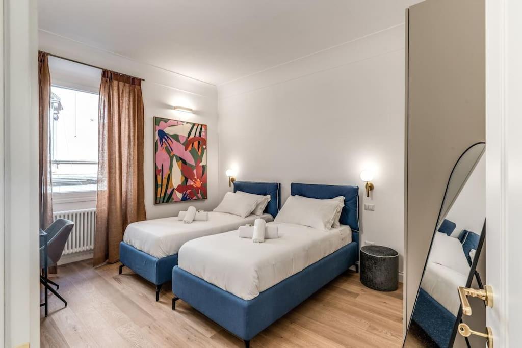 3 bedroom apartment Via Genova Monti area