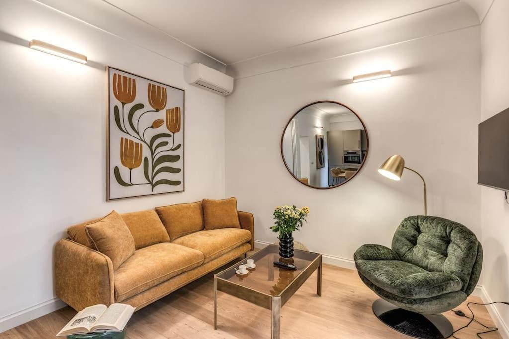 3 bedroom apartment Via Genova Monti area