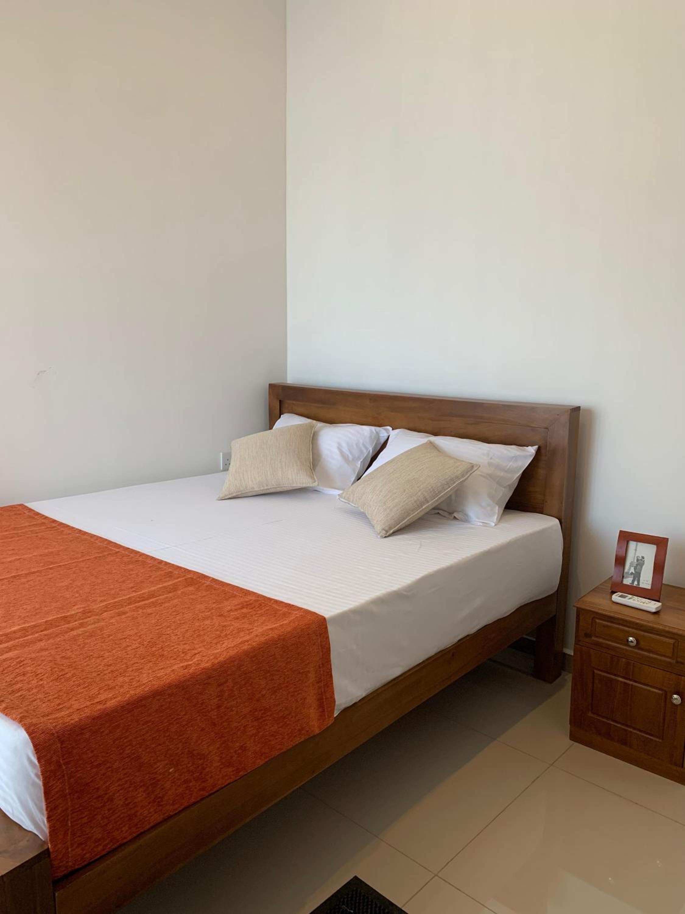 Kahathuduwa Golf Residence Luxury Family Home view 2