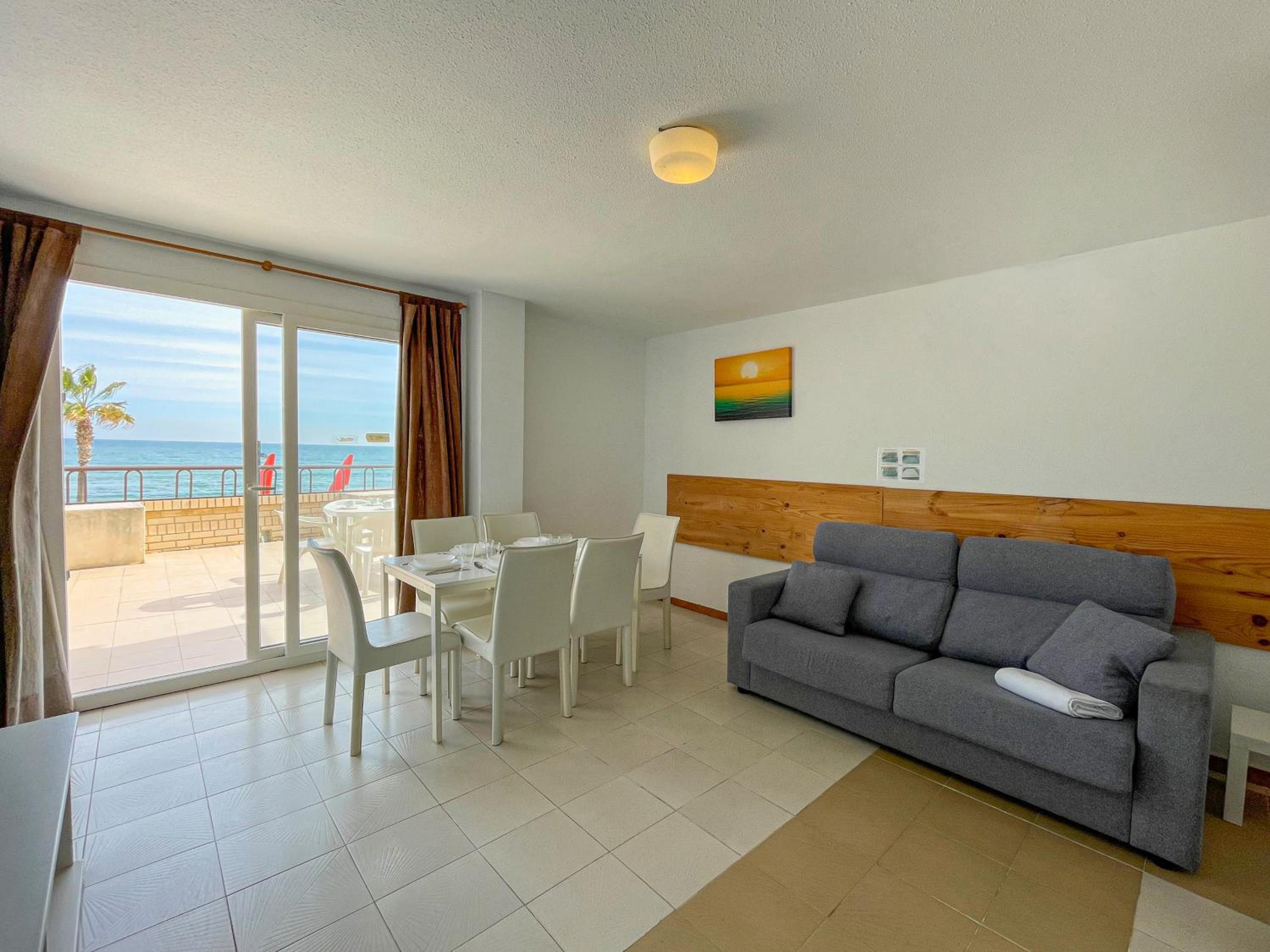 Oropesa del Mar Vacations - Apartamentos Oropesa Primera Linea 3000 - Property Image 1