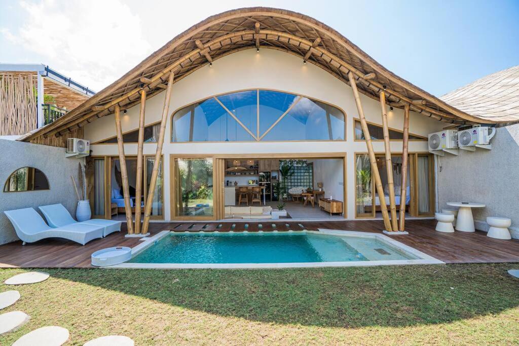 NEW! Tropical Bamboo Villa - 2BR Villa in Canggu