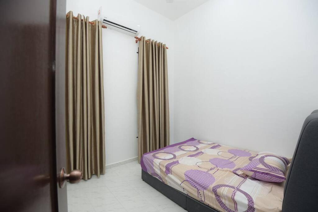Teratak Bonda Zariah Homestay