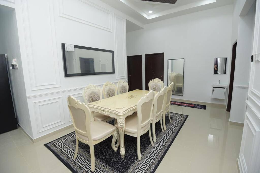 Teratak Bonda Zariah Homestay