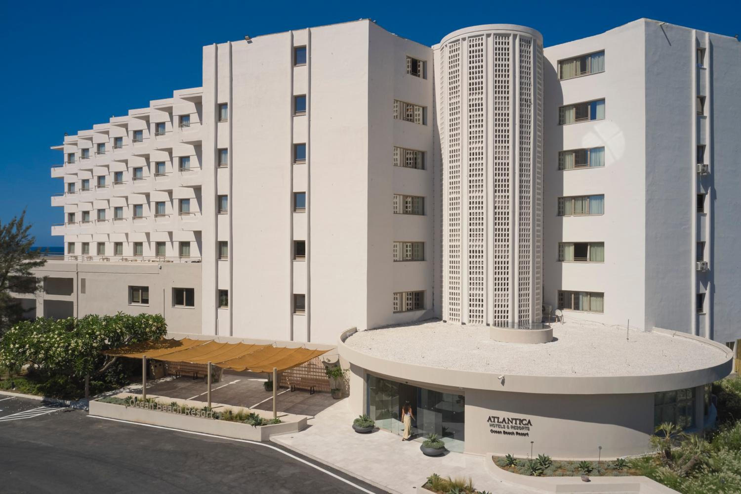 Hotel Atlantica Ocean Beach Resort - Image 1