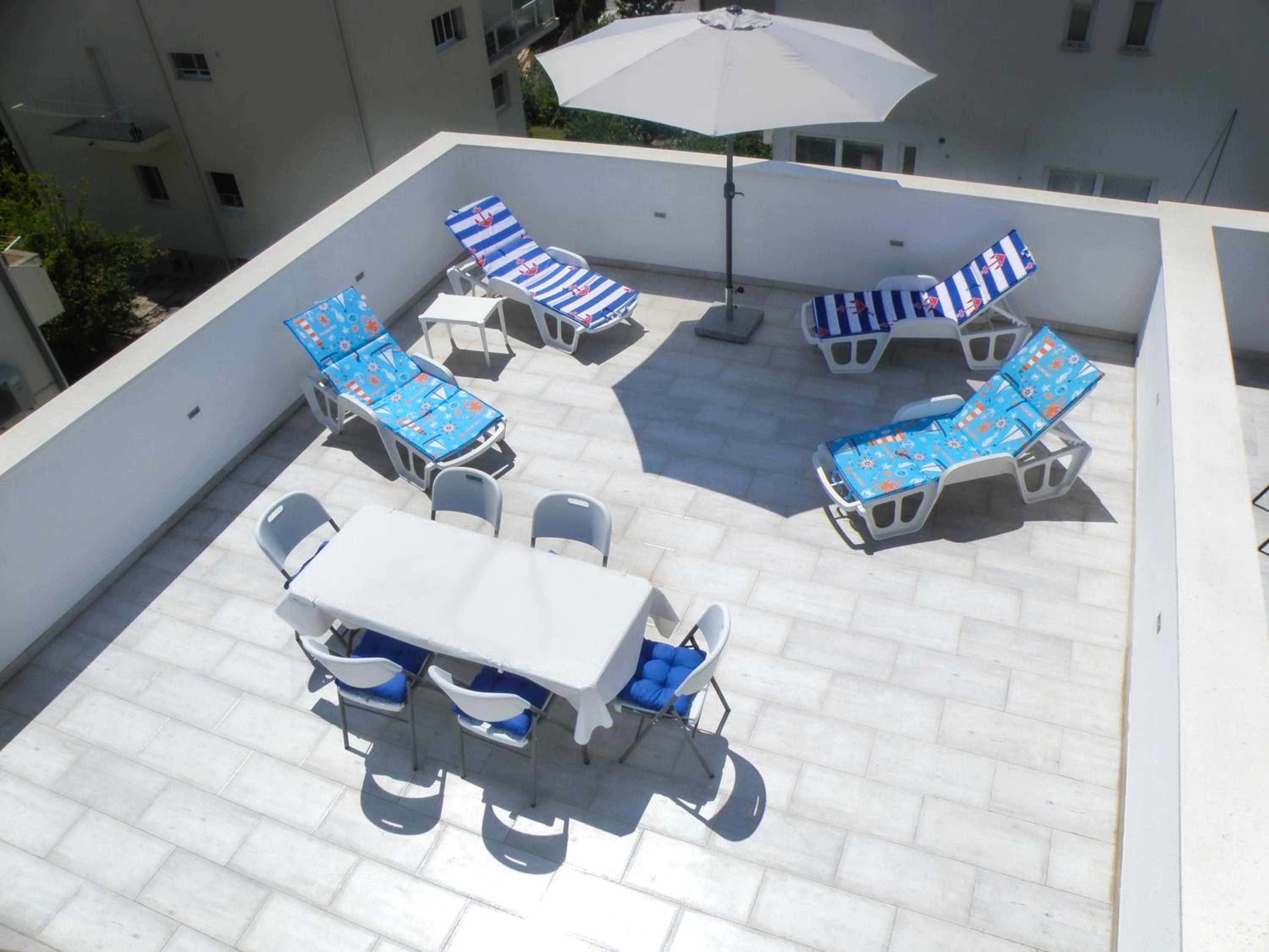 Apartment with terrace and free parking - Beach nearby photo 4