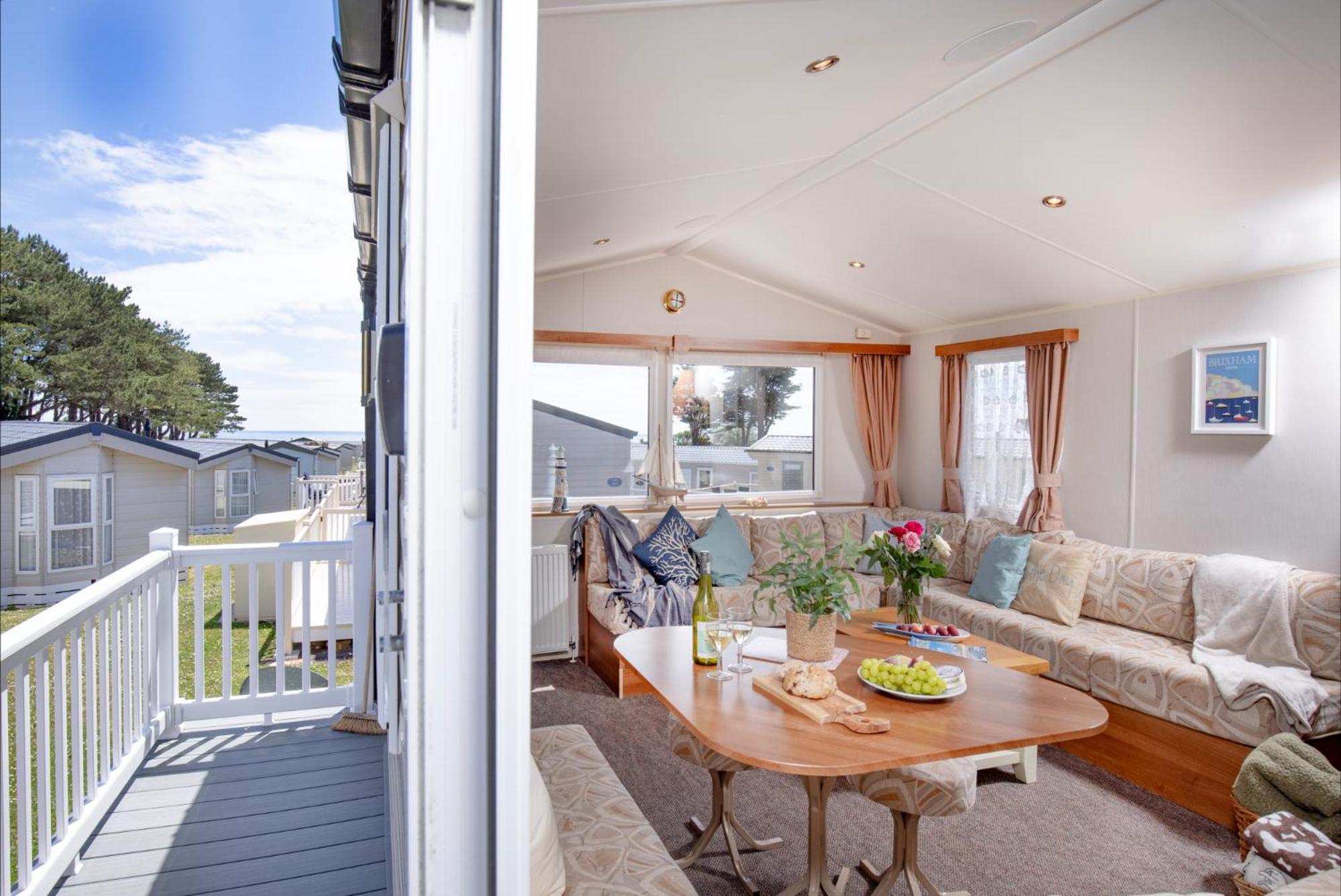Cheerful holiday home at Landscove Holiday Park in Brixham view 5